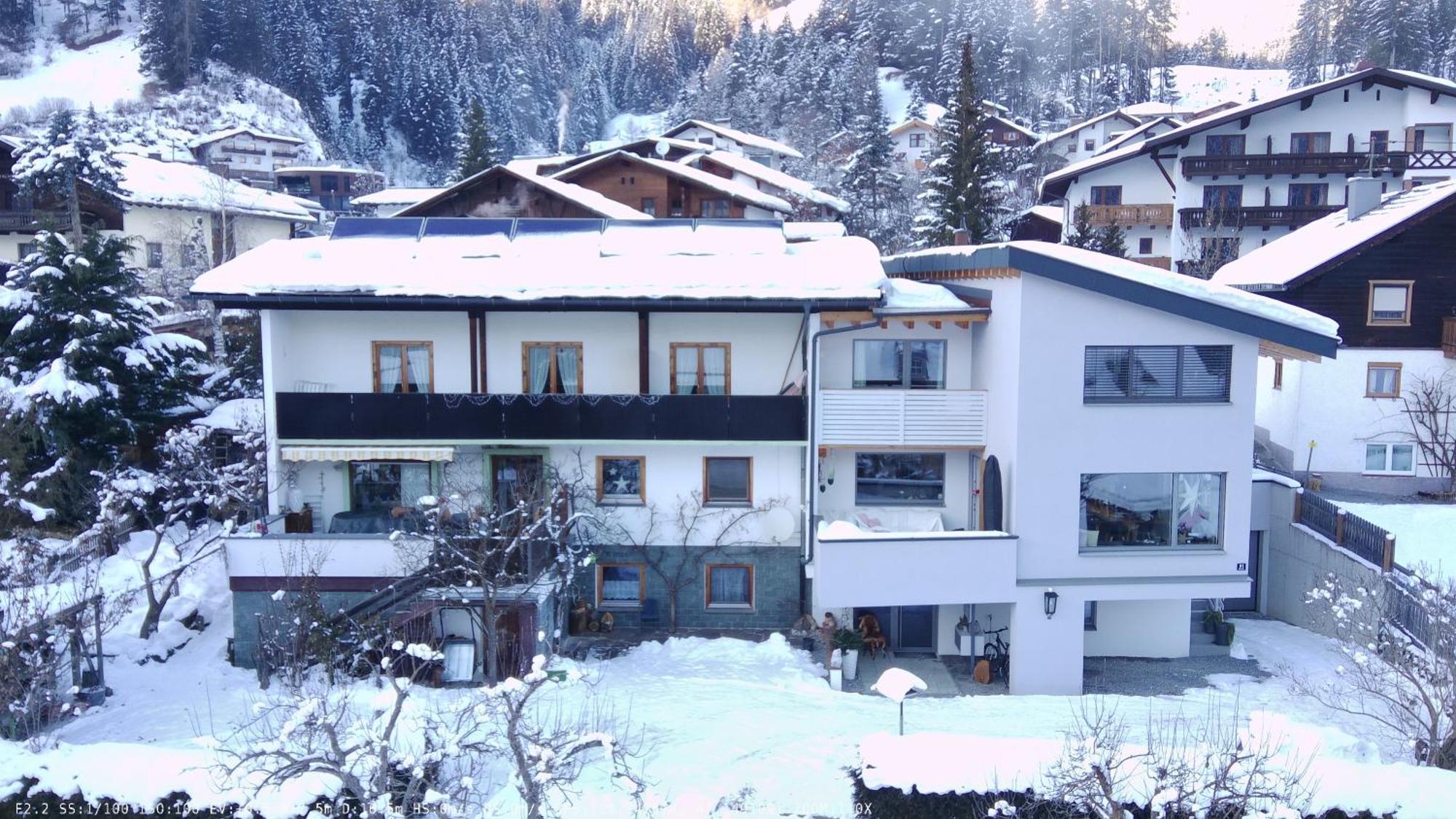 Haus Walch Apartment Pettneu am Arlberg Exterior photo